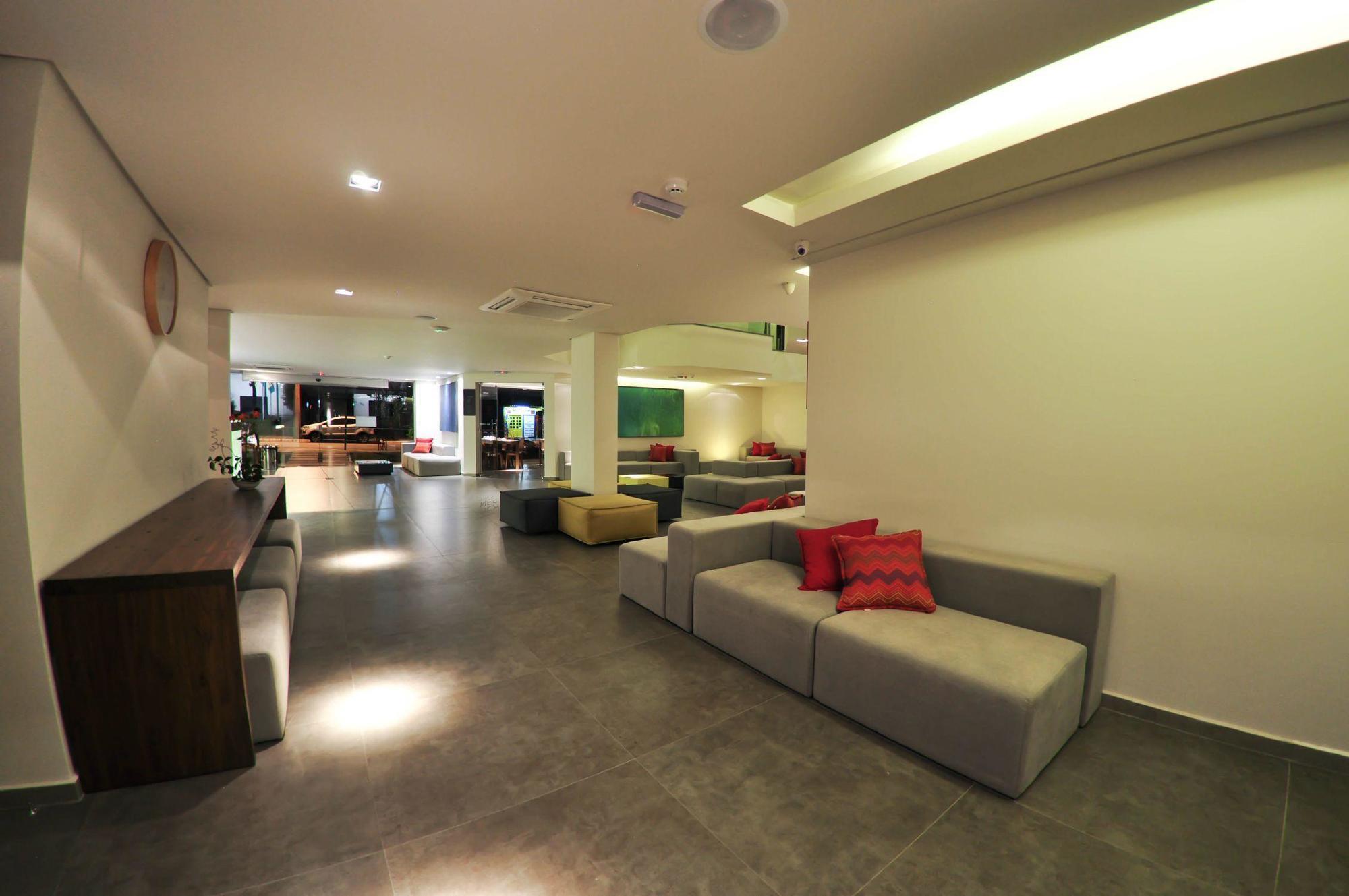 Hotel Laghetto Stilo Centro Gramado Eksteriør bilde The lounge at KLIA